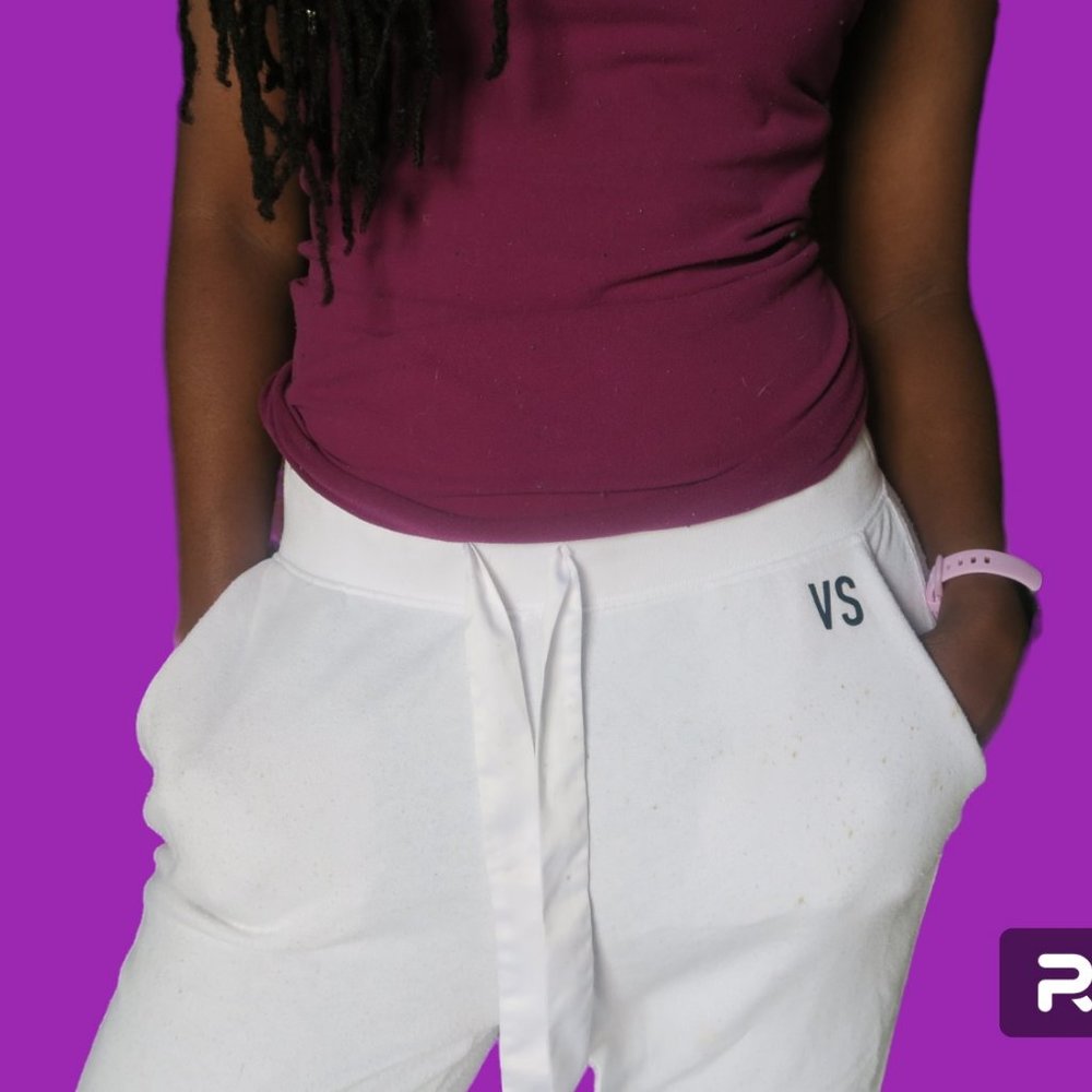 Victoria's Secret "vs" on left leg joggers drawstring sweatpants in white black - Picture 5 of 8